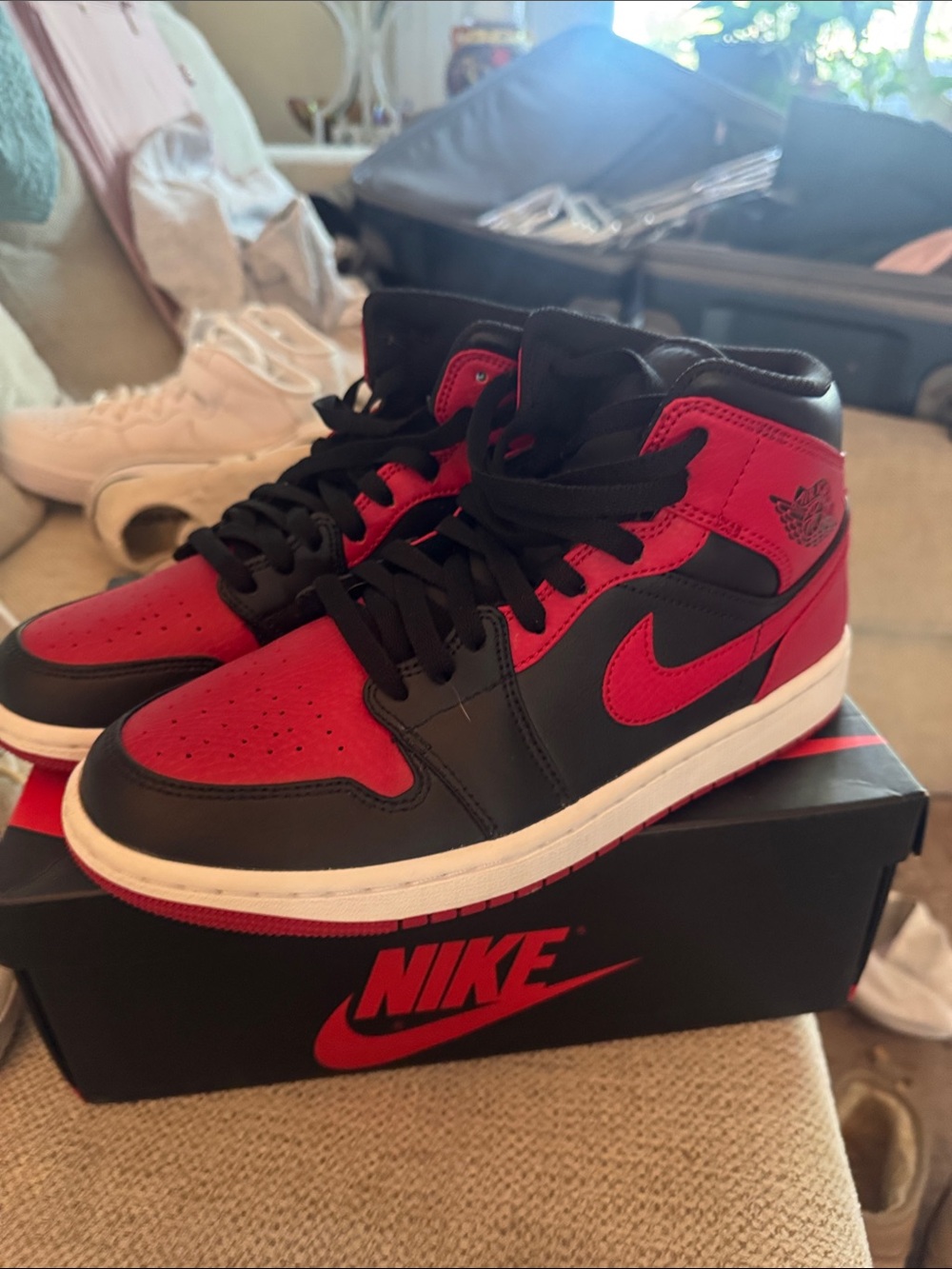 Nike Air Jordan 1 Mid Black Red GS Size 5.5Y With Box